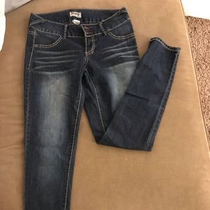 Mudd women’s jeans